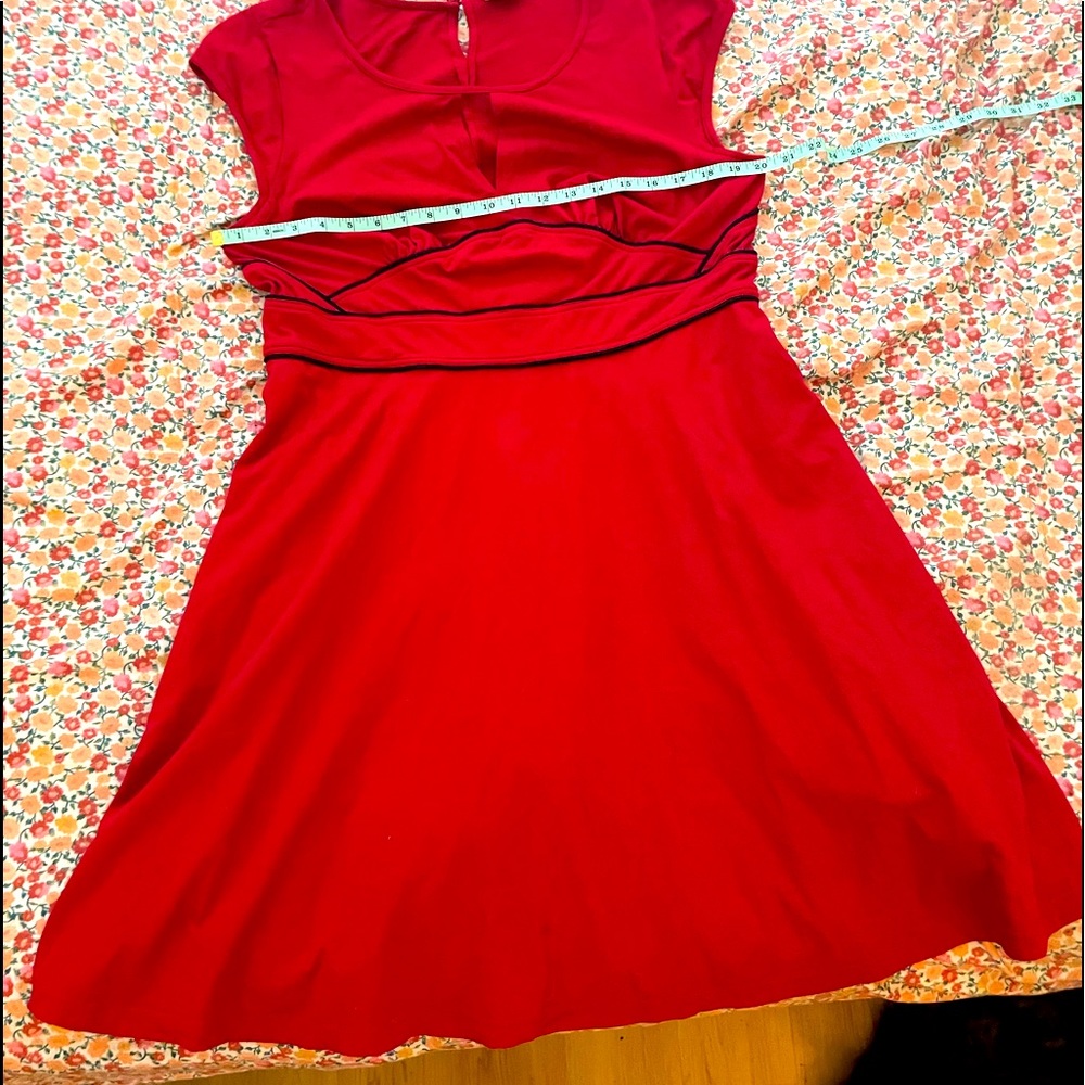 Eshakti retro/vintage/ pin up inspired. Styled like a dress form the 1940’s! - Picture 9 of 9